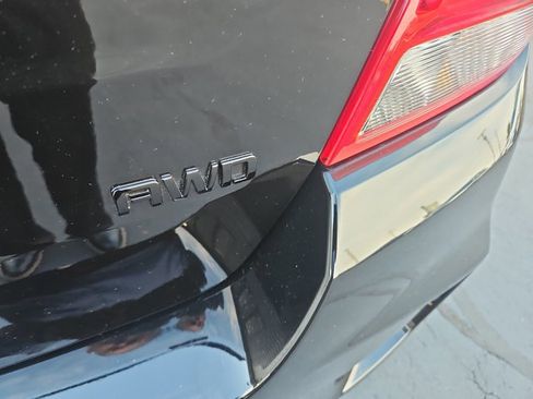 Used 2021 Chevrolet Trax LT w/ Redline Edition image 4