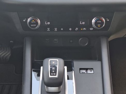 New 2026 Nissan Rogue SL AWD/4WD image 20