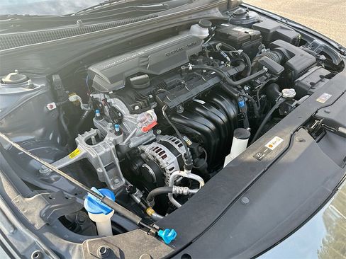 Used 2024 Hyundai Elantra SEL image 26