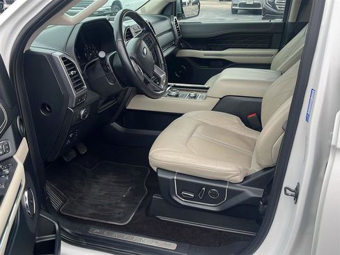 Used 2021 Ford Expedition Platinum image 5