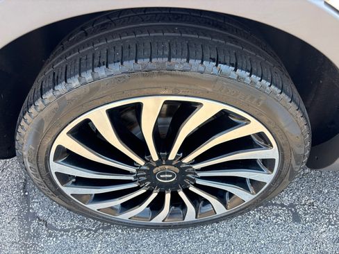 Certified 2020 Lincoln Nautilus Black Label w/ Class II Trailer Tow Package AWD/4WD image 10