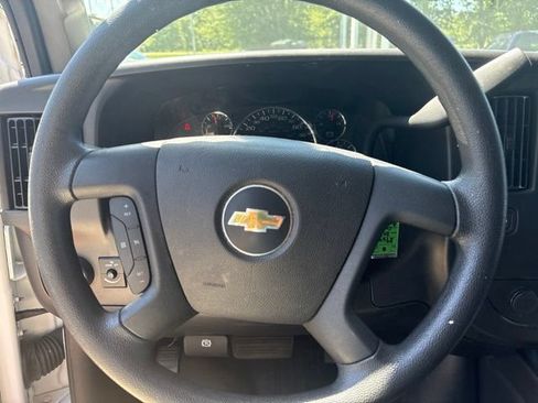 Used 2025 Chevrolet Express 2500 Extended w/ Driver Convenience Package RWD image 15