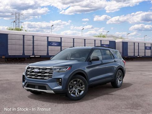 New 2027 Ford Explorer Active w/ Active Comfort Package AWD/4WD image 2