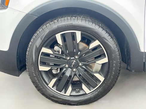 Used 2025 Kia Telluride SX FWD image 33