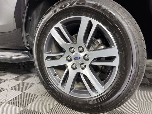 Used 2024 Ford Expedition Max Limited image 13