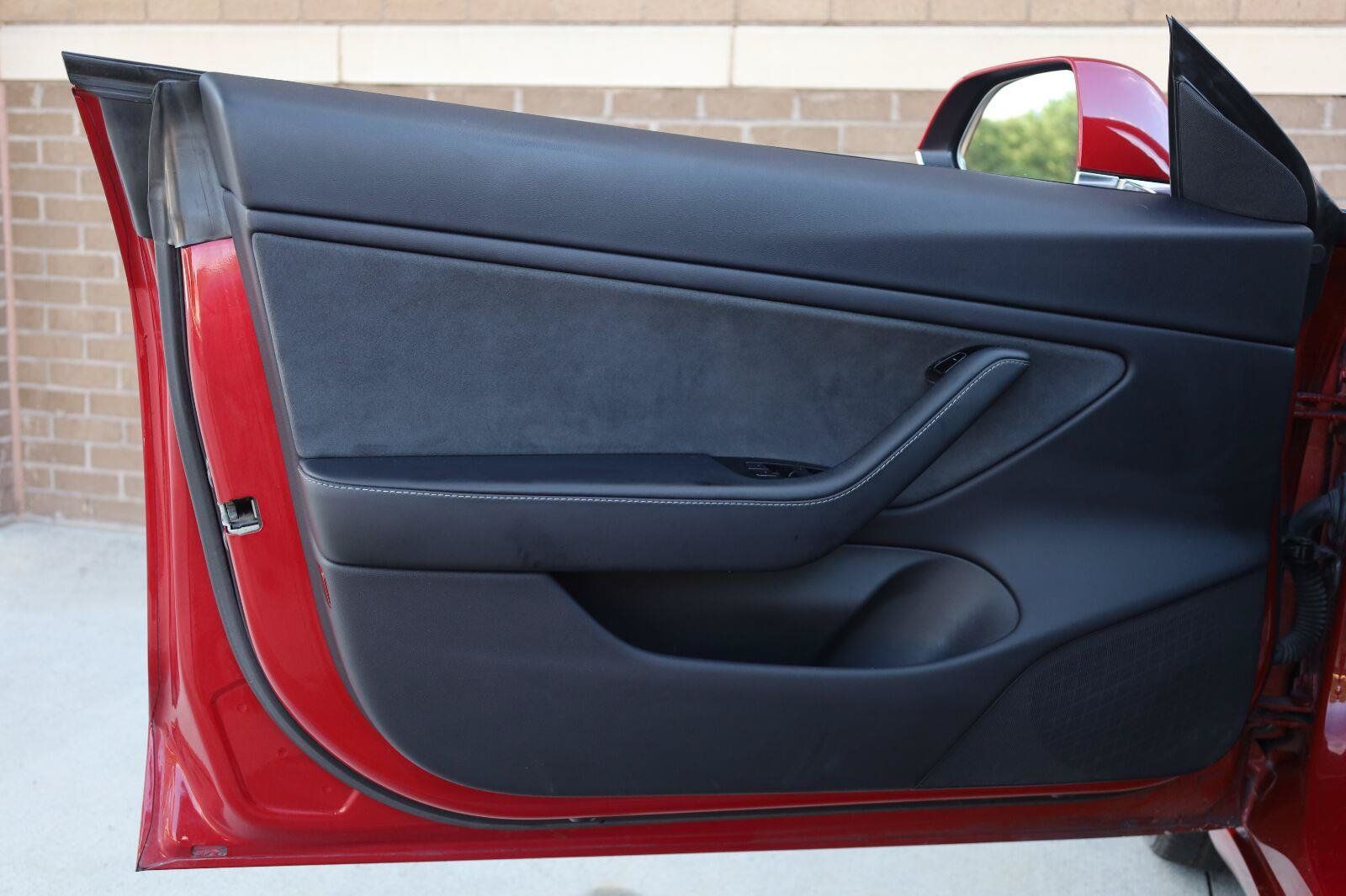 Used 2018 Tesla Model 3 Mid Range RWD image 14
