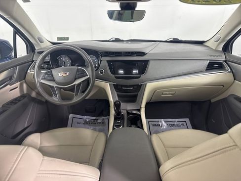 Used 2023 Cadillac XT5 Premium Luxury w/ Technology Package image 17