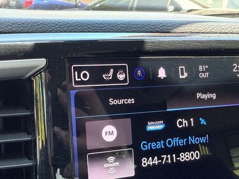 Used 2024 Chrysler Pacifica Touring-L FWD image 24