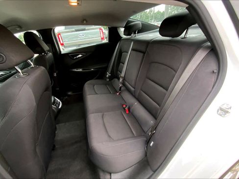 Used 2024 Chevrolet Malibu LT FWD image 20