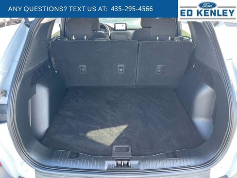 Used 2025 Ford Escape Active AWD/4WD image 31