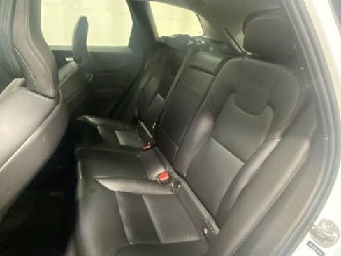 Used 2023 Volvo XC60 B5 Core w/ Climate Package image 14