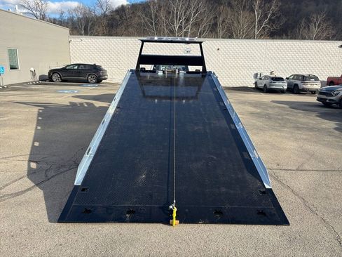 New 2026 RAM 5500 Big Horn image 30