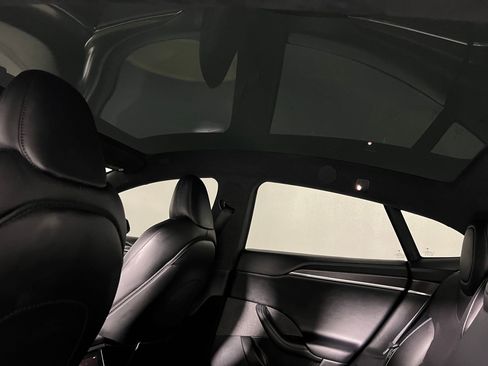 Used 2022 Tesla Model S Plaid image 33