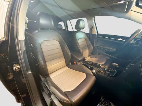 Used 2015 Volkswagen Golf TDI SEL image 31