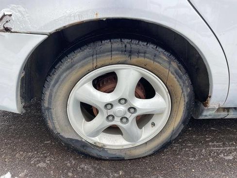 Used 2000 Ford Taurus SES image 16