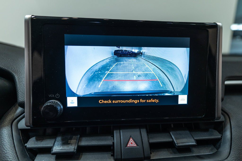 Certified 2025 Toyota RAV4 XLE AWD/4WD image 29