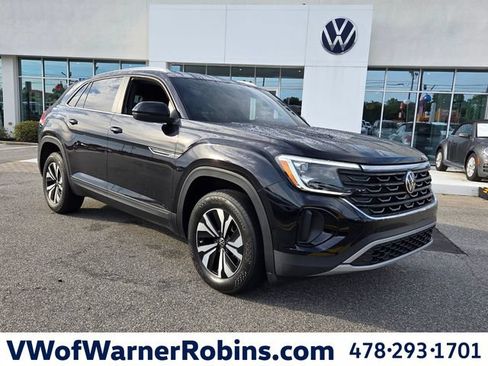 Used 2024 Volkswagen Atlas Cross Sport SE FWD image 1
