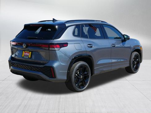 New 2026 Volkswagen Tiguan SE R-Line AWD/4WD image 3