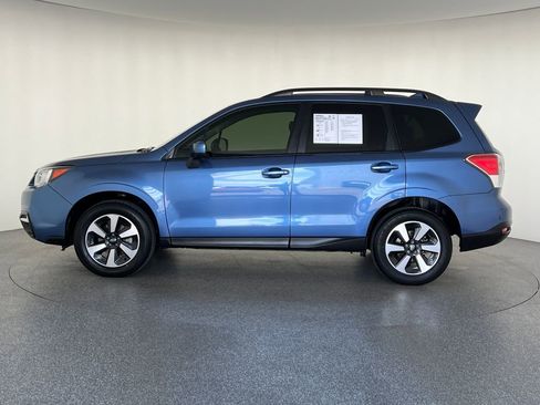 Used 2018 Subaru Forester 2.5i Premium AWD/4WD image 7