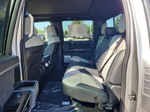 New 2025 Ford F150 Lightning Platinum image 5