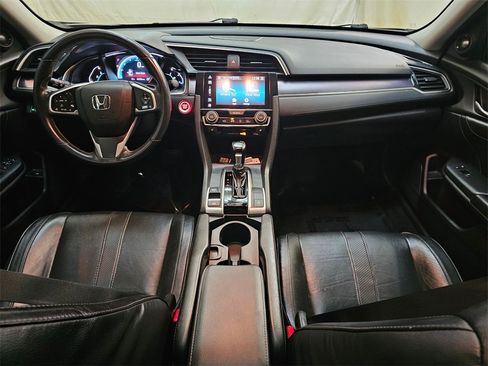 Used 2016 Honda Civic Touring image 18