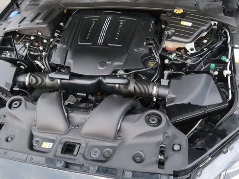 Used 2019 Jaguar XJ L Portfolio image 48