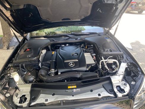 Used 2019 Mercedes-Benz E 300 4MATIC image 10