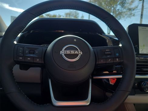 New 2025 Nissan Pathfinder SL w/ Cargo Package image 21