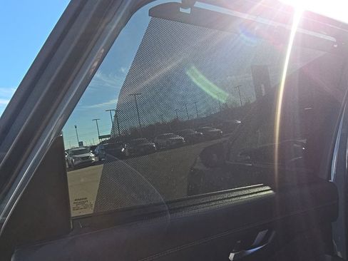 New 2026 Nissan Pathfinder Platinum image 40