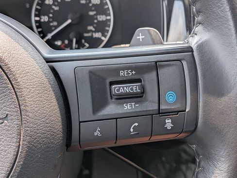 Used 2025 Nissan Pathfinder SV AWD/4WD image 22