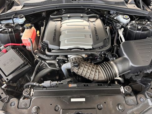 Used 2018 Chevrolet Camaro SS image 9