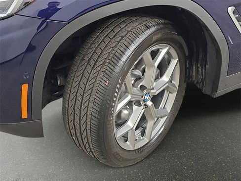 Certified 2023 BMW X4 xDrive30i w/ Premium Package image 34