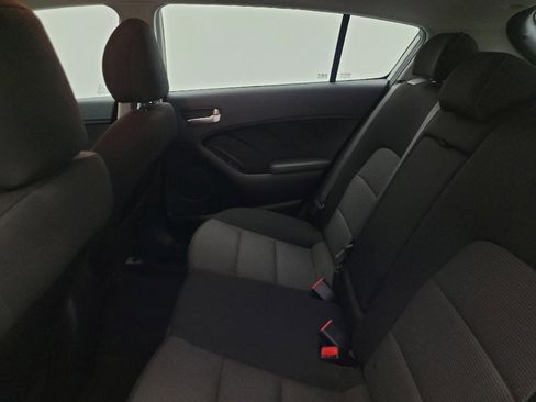 Used 2017 Kia Forte LX FWD image 18