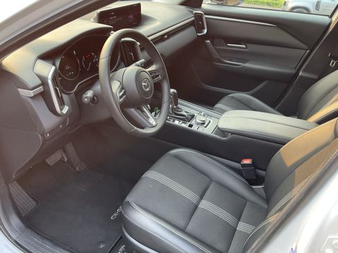 Used 2025 MAZDA CX-50 AWD 2.5 S w/ Preferred Package image 9