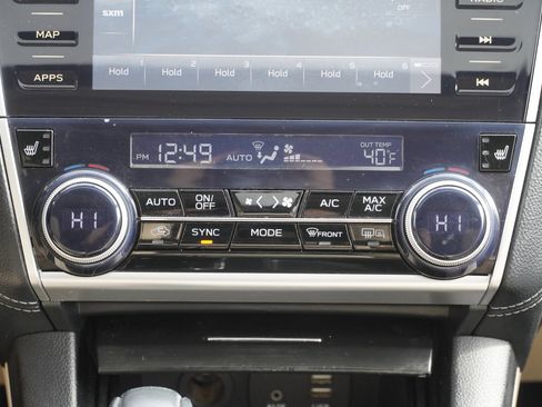 Used 2018 Subaru Outback 2.5i Limited image 34