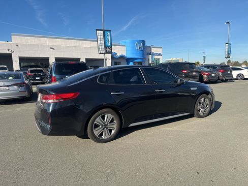 Used 2018 Kia Optima EX image 3