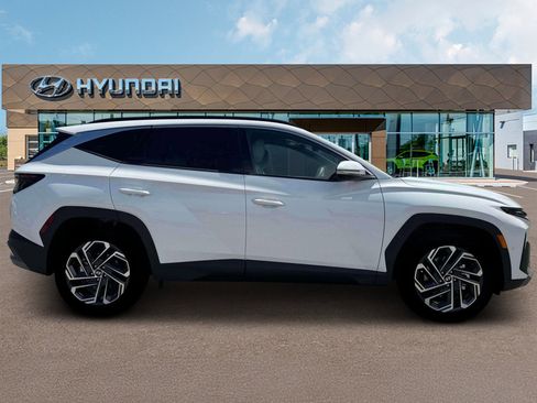 New 2026 Hyundai Tucson Limited AWD/4WD image 9
