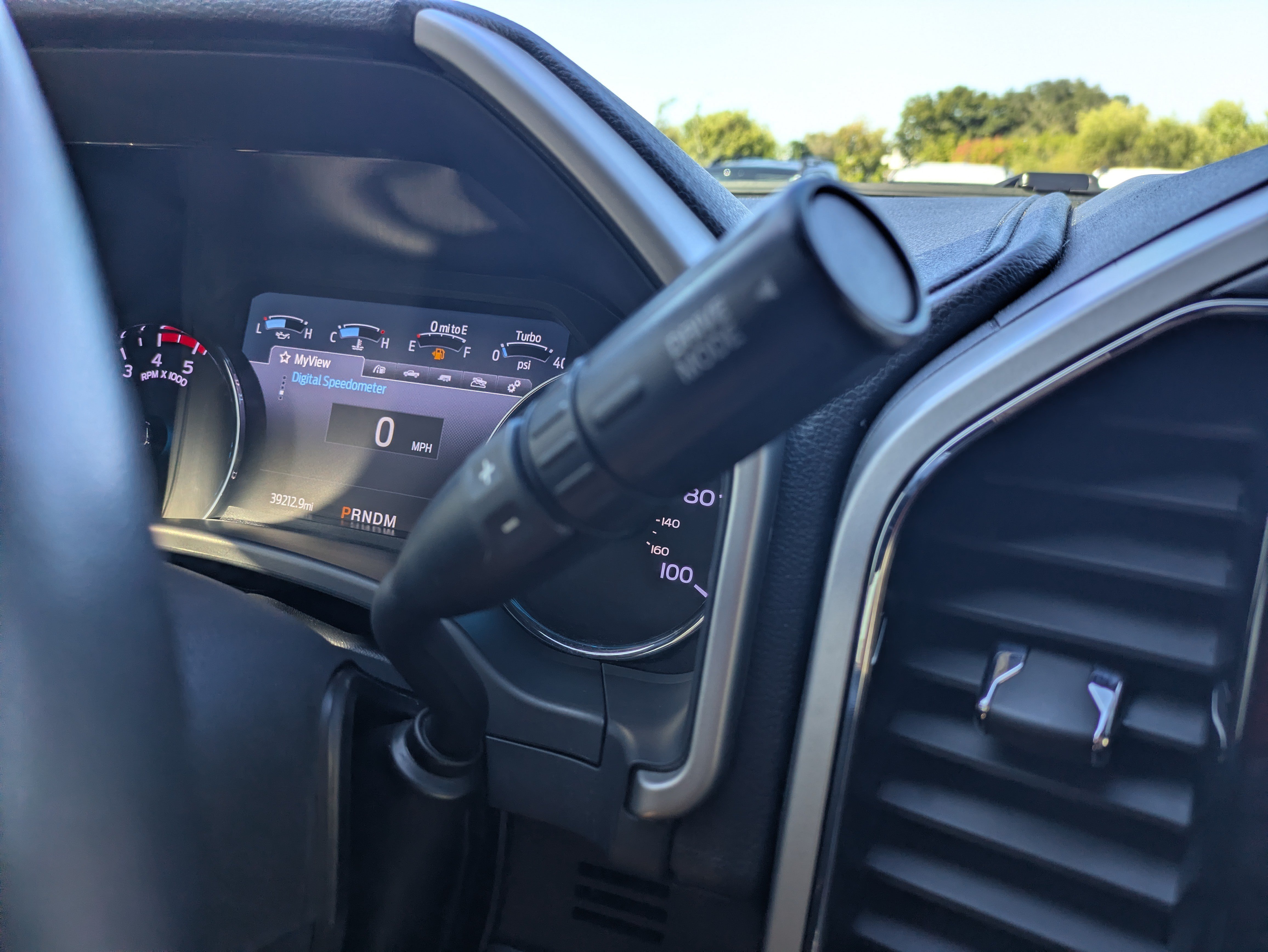 Used 2022 Ford F250 Lariat w/ Tremor Off-Road Package AWD/4WD image 34