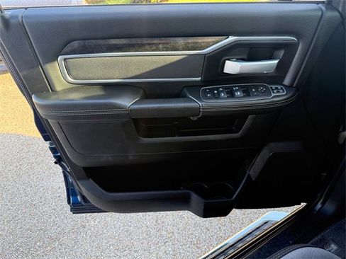 Used 2024 RAM 2500 Big Horn w/ Bed Utility Group image 53