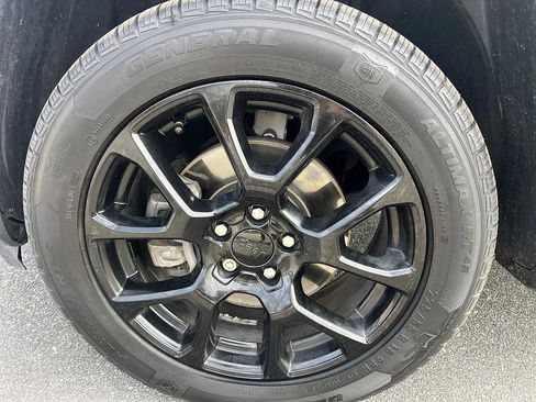 Used 2022 Jeep Compass Altitude image 9