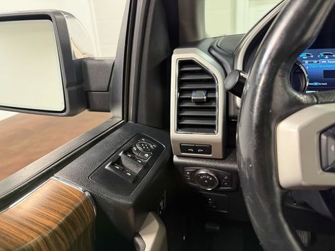 Used 2017 Ford F150 Lariat w/ Equipment Group 502A Luxury AWD/4WD image 76