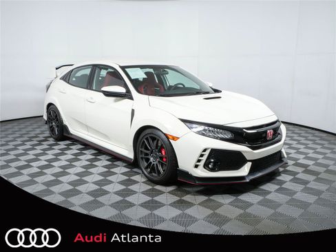 Used 2017 Honda Civic Type R image 1