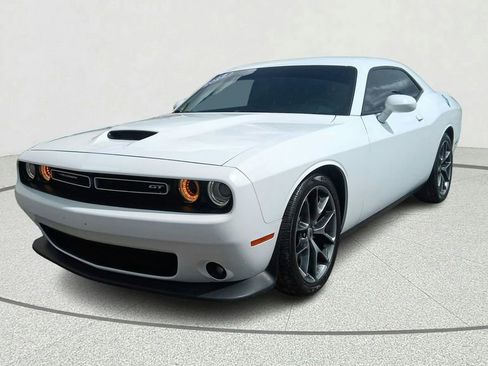 Used 2022 Dodge Challenger GT RWD image 3