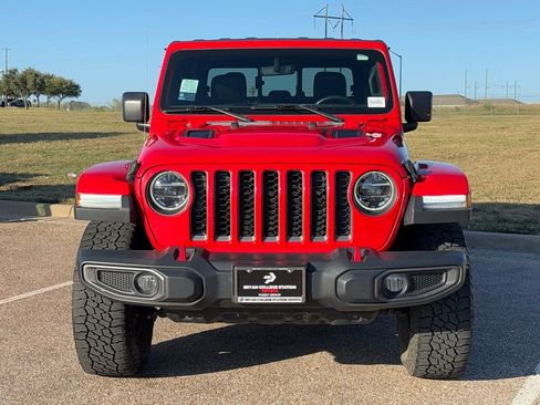 Used 2020 Jeep Gladiator Rubicon image 3