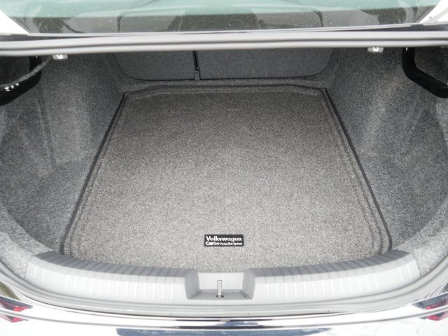 Certified 2026 Volkswagen Jetta S FWD image 18