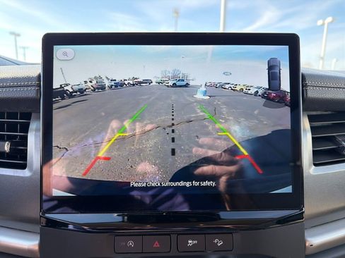 Used 2024 Ford Expedition Max XLT image 20