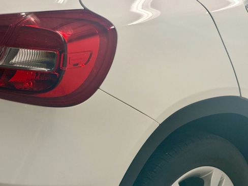 Used 2018 Mercedes-Benz GLA 250 GLA 250 4MATIC Sport Utility 4 w/ Multimedia Package image 10