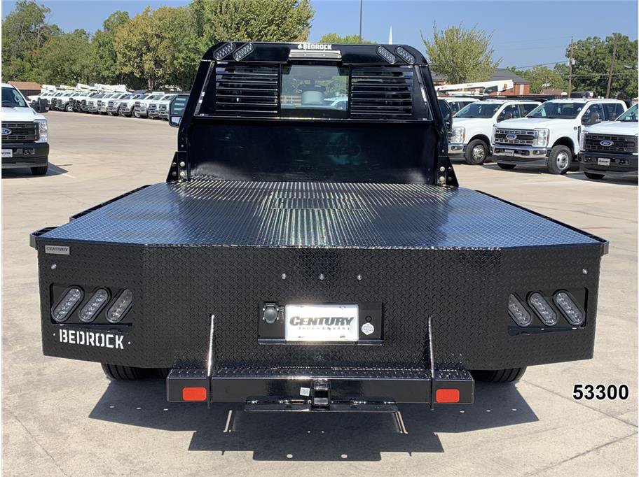 Used 2025 Ford F600 4x4 Regular Cab Super Duty image 7