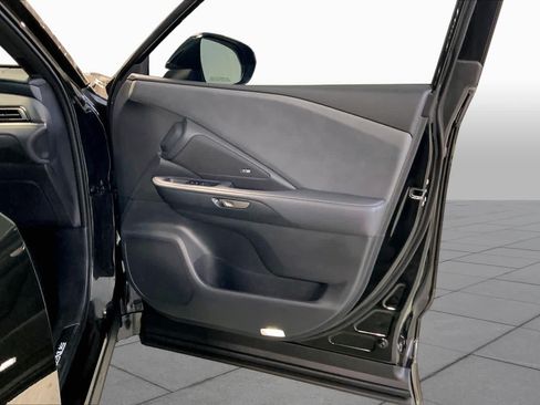 Used 2025 Lexus TX 550h AWD Plug-In Hybrid image 22