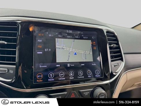 Used 2019 Jeep Grand Cherokee Limited w/ Trailer Tow Group IV AWD/4WD image 32